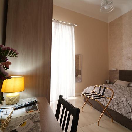 Casa Felice Suite Room Tarento Exterior foto