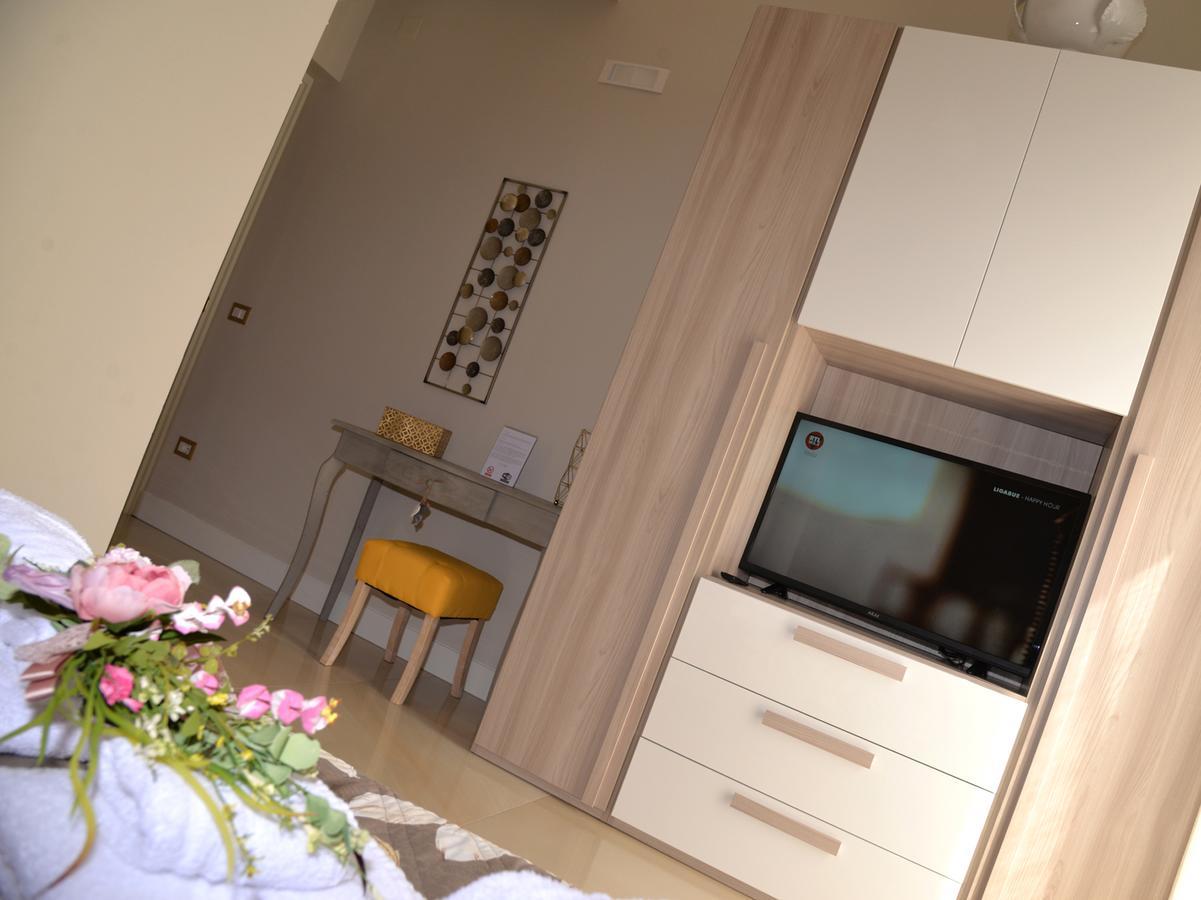 Casa Felice Suite Room Tarento Exterior foto
