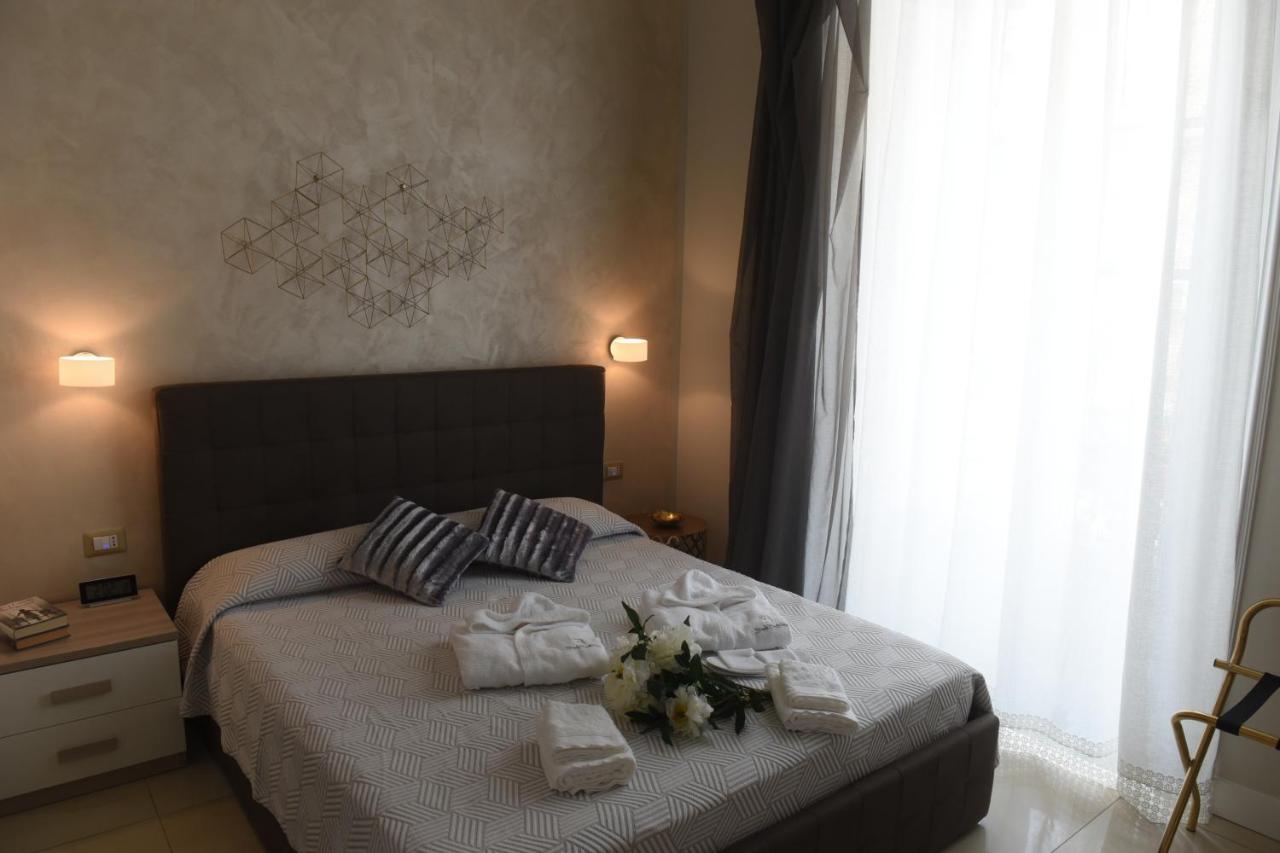 Casa Felice Suite Room Tarento Exterior foto