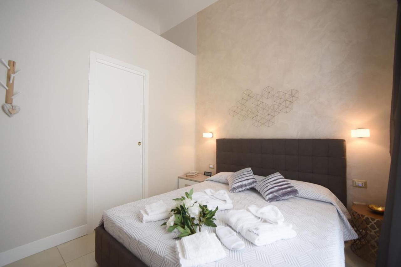 Casa Felice Suite Room Tarento Exterior foto