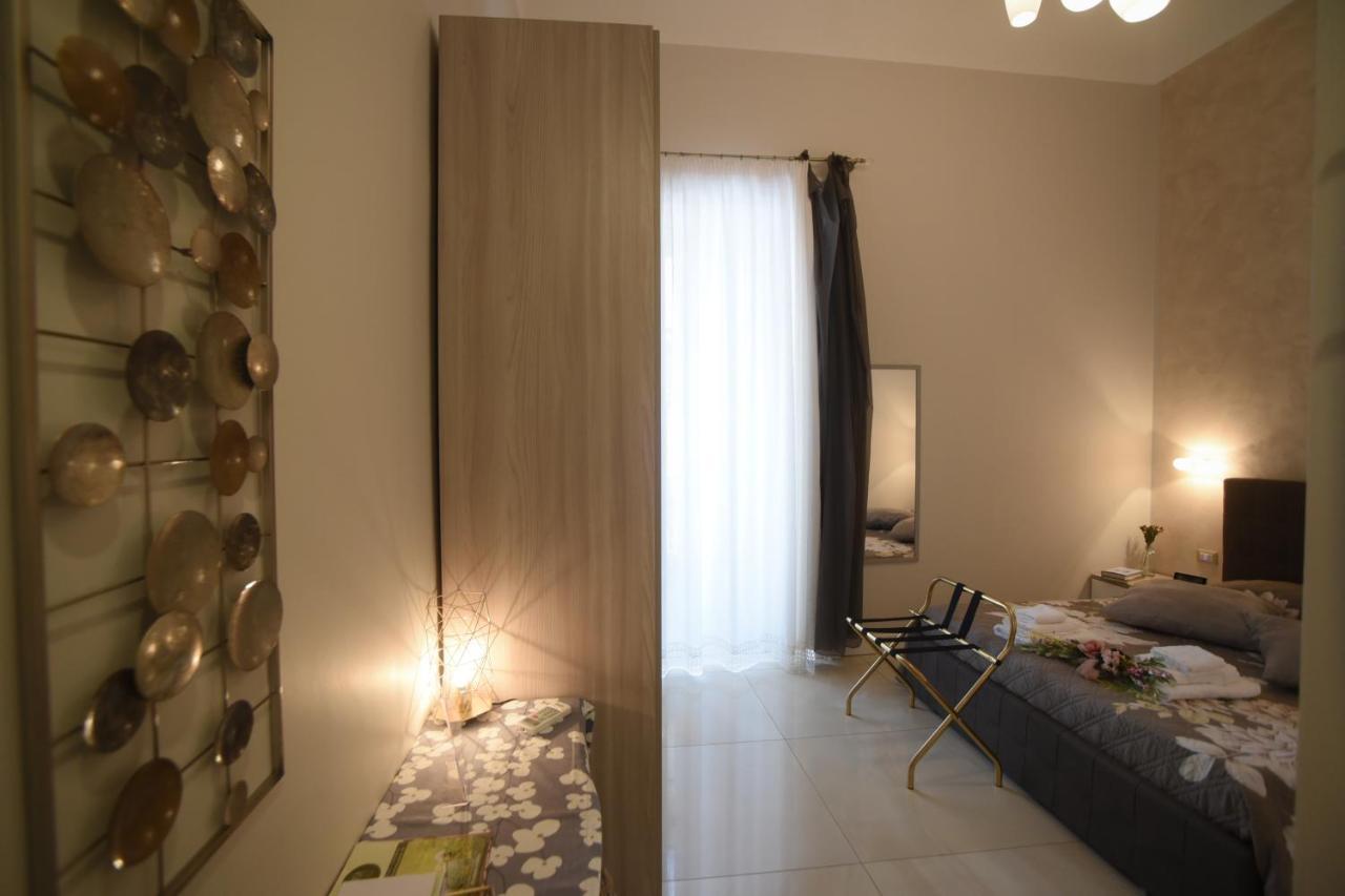Casa Felice Suite Room Tarento Exterior foto