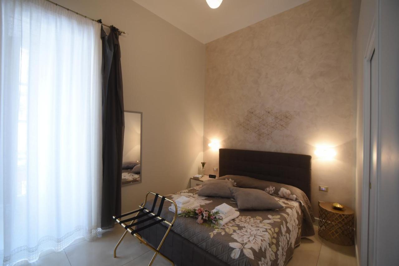 Casa Felice Suite Room Tarento Exterior foto
