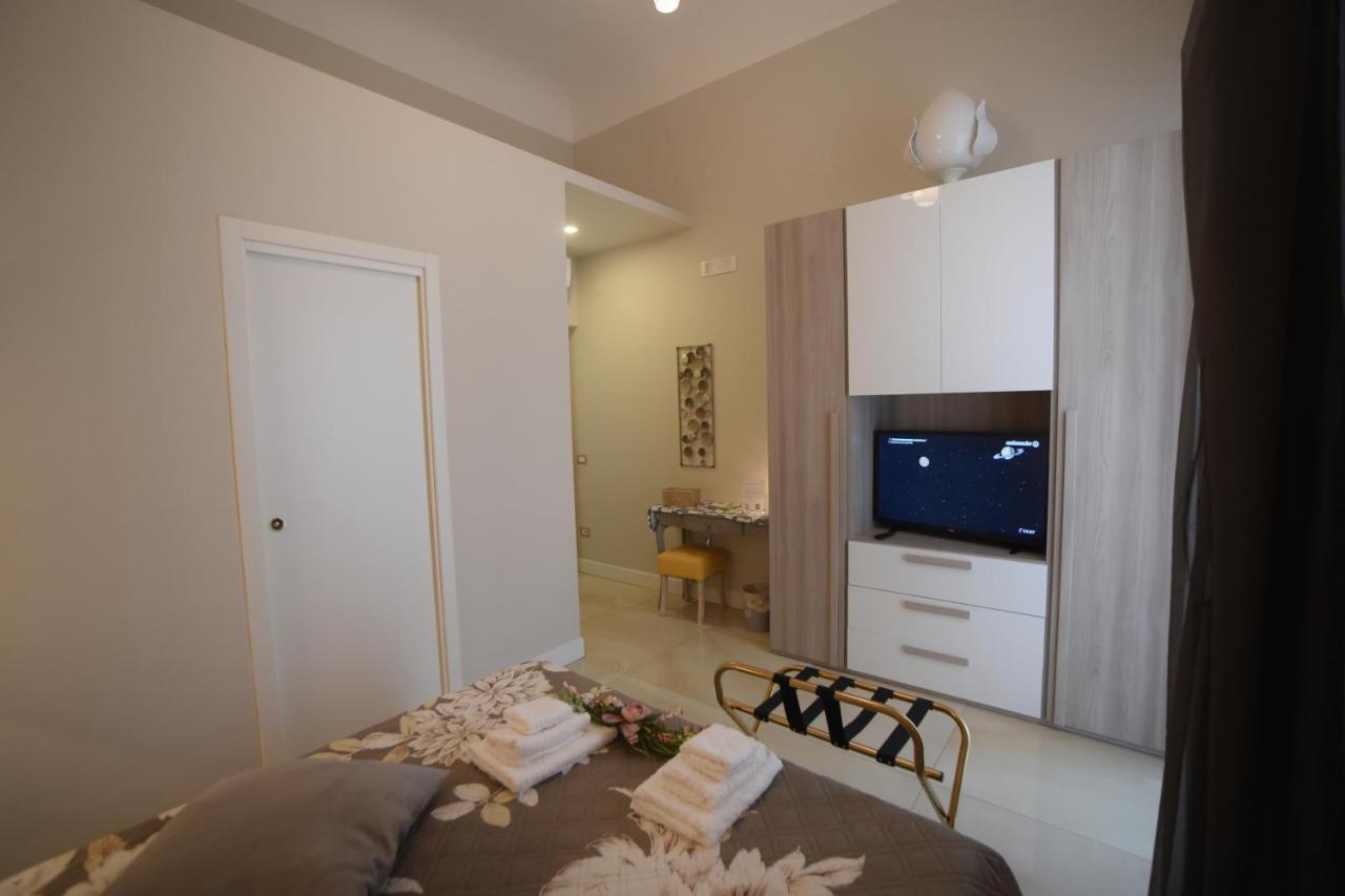 Casa Felice Suite Room Tarento Exterior foto